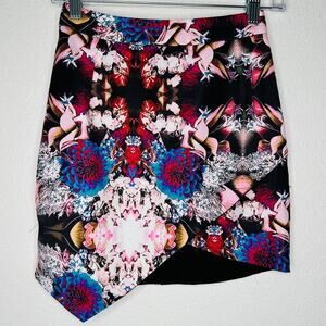 NWT Lovers + Friends Kaleidoscope Floral Asymmetrical Mini Skirt XS